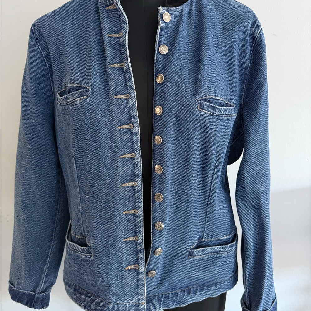 Vintage GAP Blue Button-Up Denim Jacket with Velvet Collar size L
